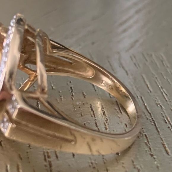 Citrine and diamond 14 karat gold ring sz 7 - Picture 4 of 5